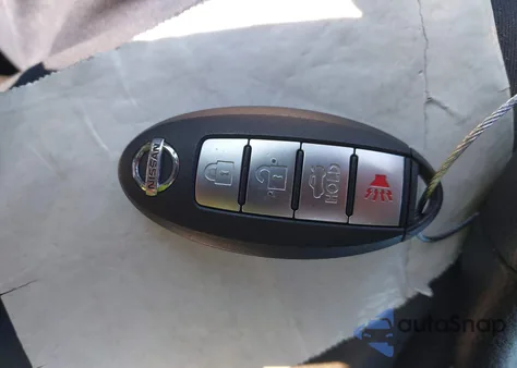 2014 Nissan Sentra Sr z USA, uszkodzony, nr VIN 3N1AB7AP4EY315788